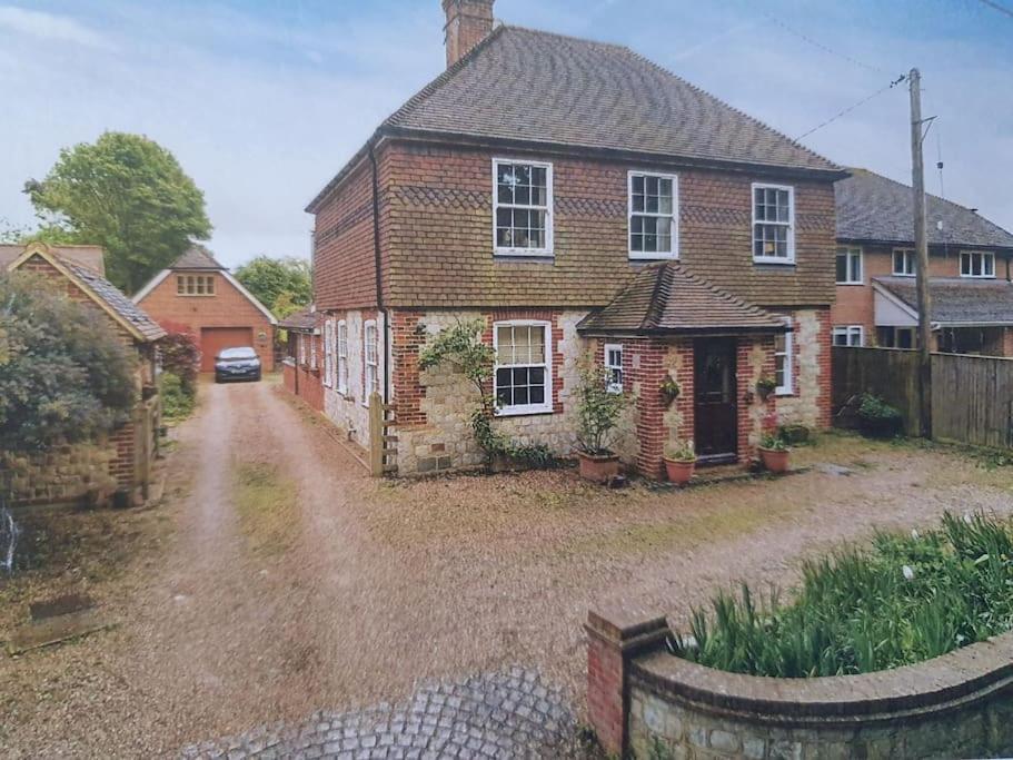 Nature Charm & Fruit Delights, Multi-Generation Celebratory Home -Try, Relax, Repeat - Sellindge Ashford (Kent) Exterior foto